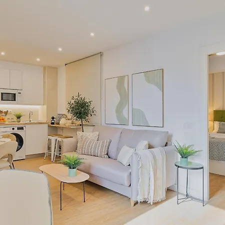 Mirage By Lovely Apartment *