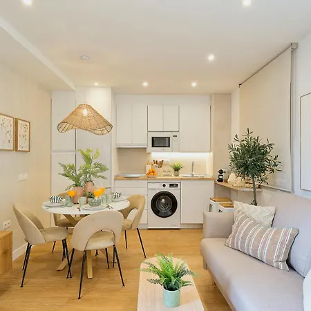 Apartment Mirage By Lovely